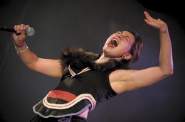 tanya_tagaq_gillis_web