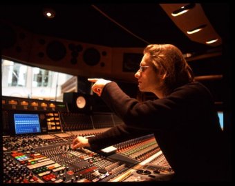 sw_air_studio2002_big