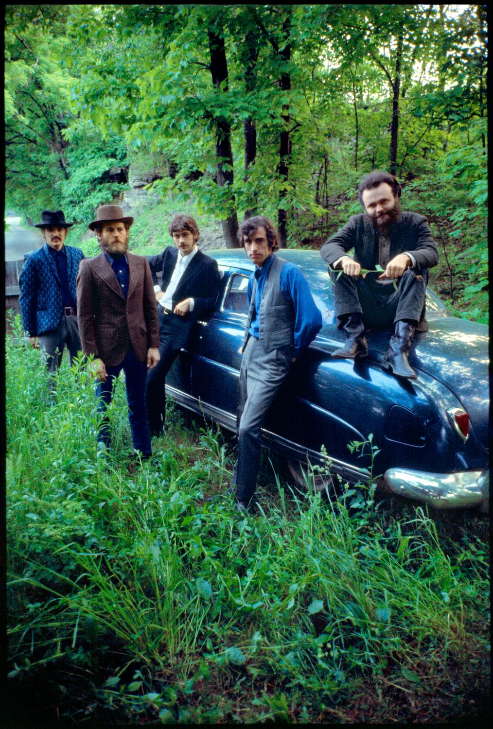 Bob_Dylan___The_Band__Credit_Elliott_Landy