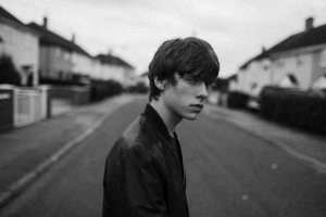 resized__300x200_nous_on_adore_jake_bugg