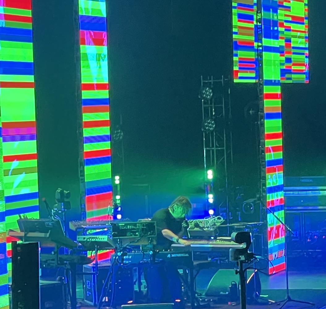 thom3