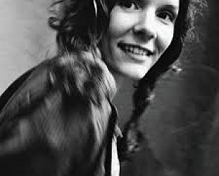 EDIE BRICKELL AND THE NEW BOHEMIANS, SHOOTING RUBBERBANDS AT THE STARS, CONSIDERED (1988): What she was and what she is . . .