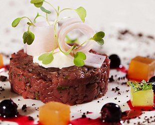 Ben Batterbury's Venison Tartare With Blackcurrants, Gin And Chocolate