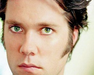 RUFUS WAINWRIGHT CONSIDERED (2012): Back in the game