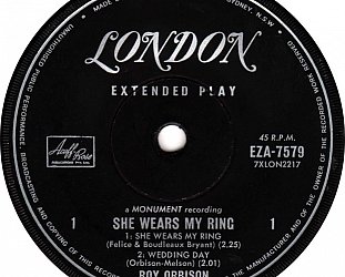 Roy Orbison: She Wears My Ring ( 1962)