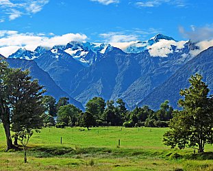 THIS LAND IS YOUR LAND, THIS LAND IS . . . : New Zealand in the eye of the beholder