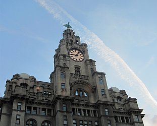 LIVERPOOL, A PHOTO ESSAY (2009 and 2022): And these memories lose their meaning?