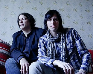 KEN STRINGFELLOW OF THE POSIES, INTERVIEWED (2001): Back after calling it quits