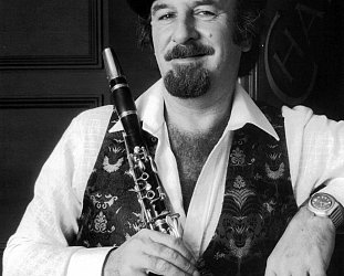 ACKER BILK. HITS, BLUES AND CLASSICS, CONSIDERED (1989): In my client's defense, m'lord . . .