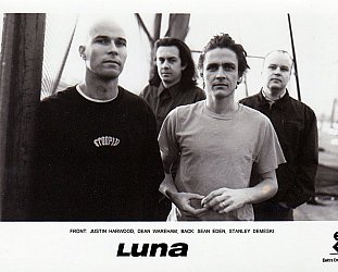 DEAN WAREHAM of LUNA, INTERVIEWED (1994): If I can make it there, I can make it anywhere