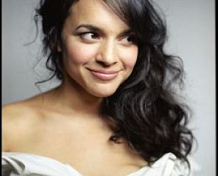 NORAH JONES INTERVIEWED (2002 and 2003) AND ALBUM REVIEWS: Great Expectations -- and then some