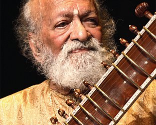 RAVI SHANKAR INTERVIEWED (1998): In the house of the master