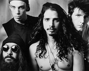 CHRIS CORNELL OF SOUNDGARDEN INTERVIEWED (1992): Pressure drop