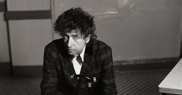 BOB DYLAN: FRAGMENTS: TIME OUT OF MIND SESSIONS 1996-1997 BOB DYLAN: FRAGMENTS: TIME OUT OF MIND SESSIONS 1996-1997