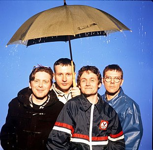 TEENAGE FANCLUB CONSIDERED (2019): Big star and middle-big stars . . .