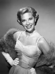 Dinah Shore: The Gypsy (1946)