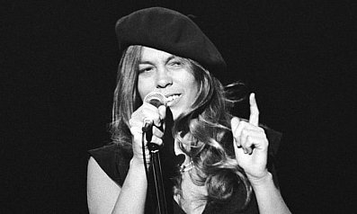 RICKIE LEE JONES: PIRATES, CONSIDERED (1981): Heartbreak, heroin and hope