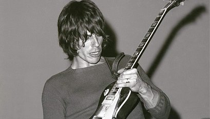 JEFF BECK. TRUTH, CONSIDERED (1968): Only the band Led Zepp became