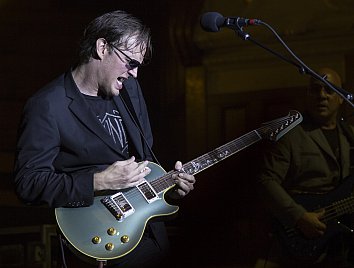 Joe Bonamassa and band; Auckland Town Hall, September 12 2014