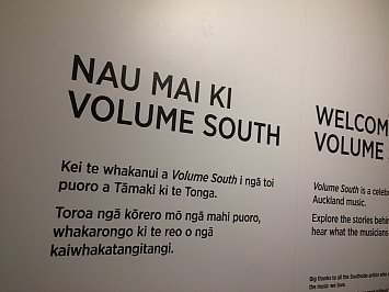 GUEST SPEAKER DR. STUART MIDDLETON welcomes you to the Volume South exhibition at MIT