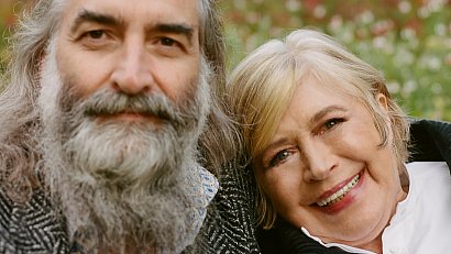 MARIANNE FAITHFULL AND WARREN ELLIS (2021): Time to cry and laugh about it all again