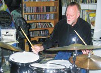 FRANK GIBSON PROFILED (2008): Long Distance Drummer