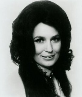 LORETTA LYNN PROFILED: Of queen and country