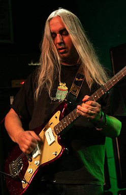 J. MASCIS INTERVIEWED, AND CONCERT REVIEW (2003): No time for