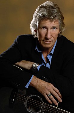 ROGER WATERS INTERVIEWED: The trip back to the dark side (Jan 2007)