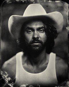 SHAKEY GRAVES INTERVIEWED (2015): Taking it to the top 