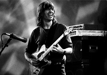 MIKE STERN INTERVIEWED (2013): Guitar to the stars . . . and Miles beyond