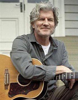 TIM FINN, A TIMELINE (2009): A solo, and sometimes solitary, man