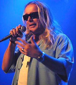 Robin Zander: Fly Me to the Moon (2011)